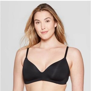 NWT Auden Women's Bliss Lightly Lined Wirefree Bra. Size 32 C